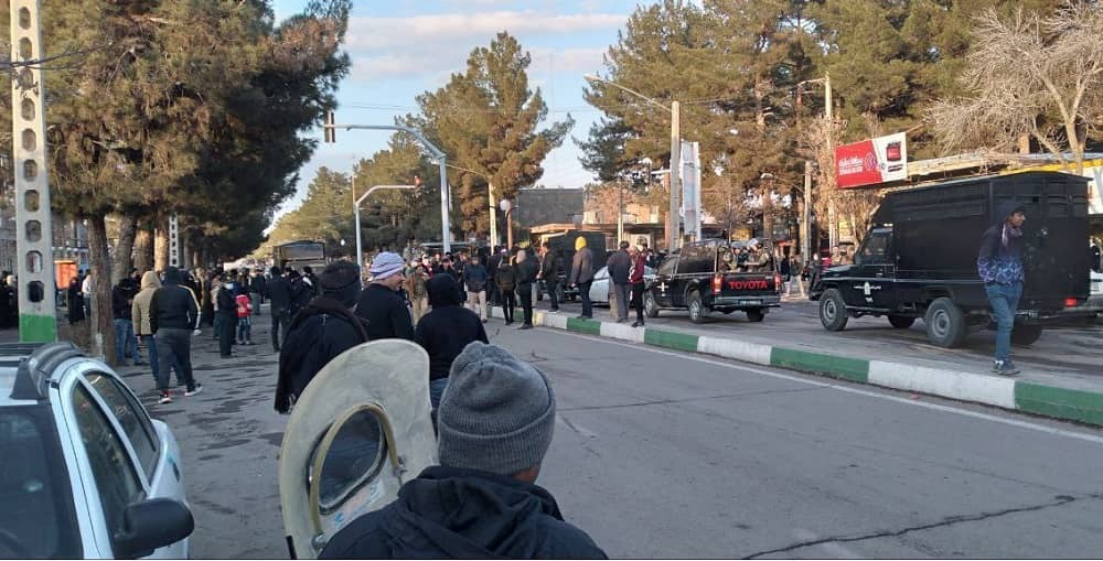Heavy Armed Clash in IranShahr as Rial Breaks 250,000 and Domestic Strains Widen